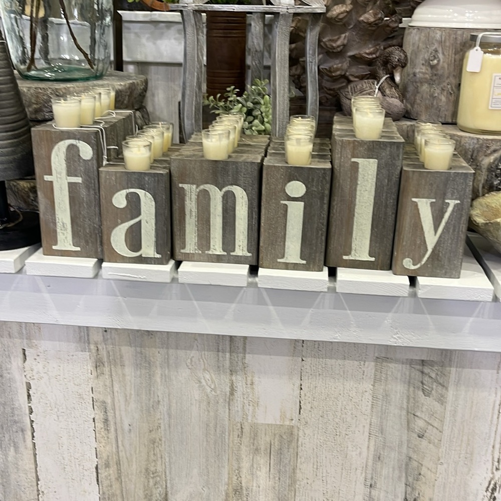 Home decor - Picture 2 of 2